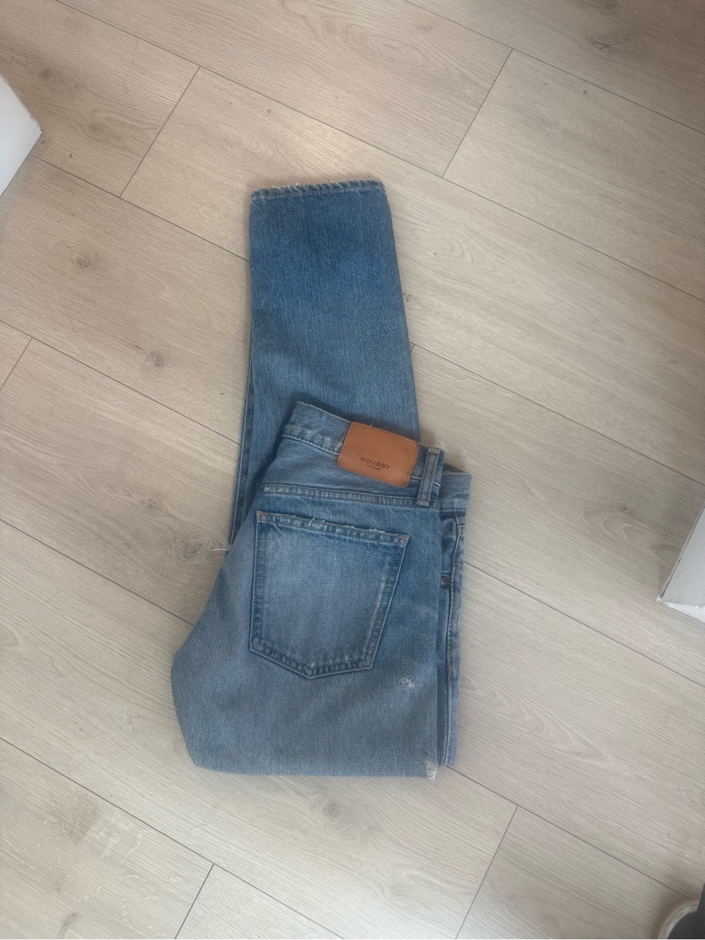 🩵 Moussy Vintage 🩵  Blue Boyfriend Jeans Size 27